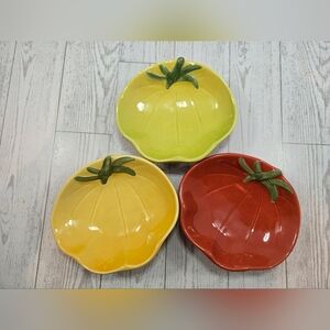 William Sonoma 2000s Vintage Heirloom Tomato Dipping Bowls Set Of 3